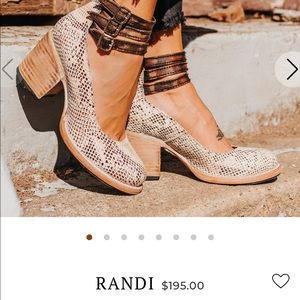 NWOB Freebird Randi black white snake 8